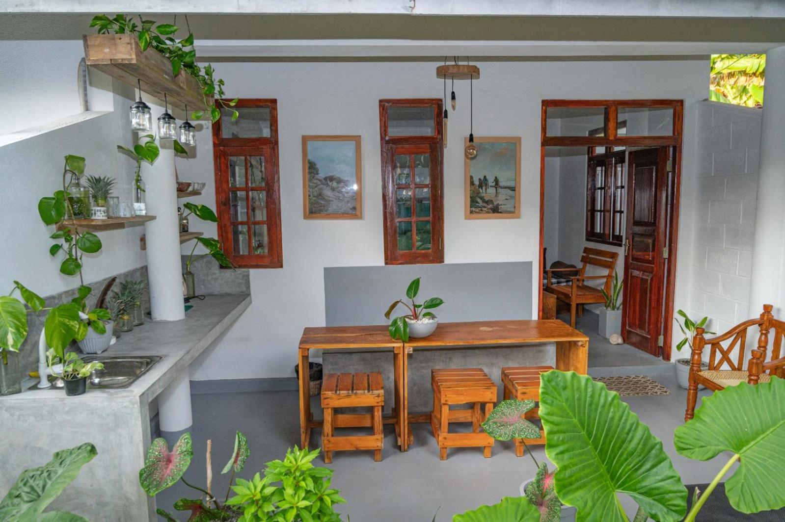 Bed and Breakfast Cosynsurf Matara Exterior foto