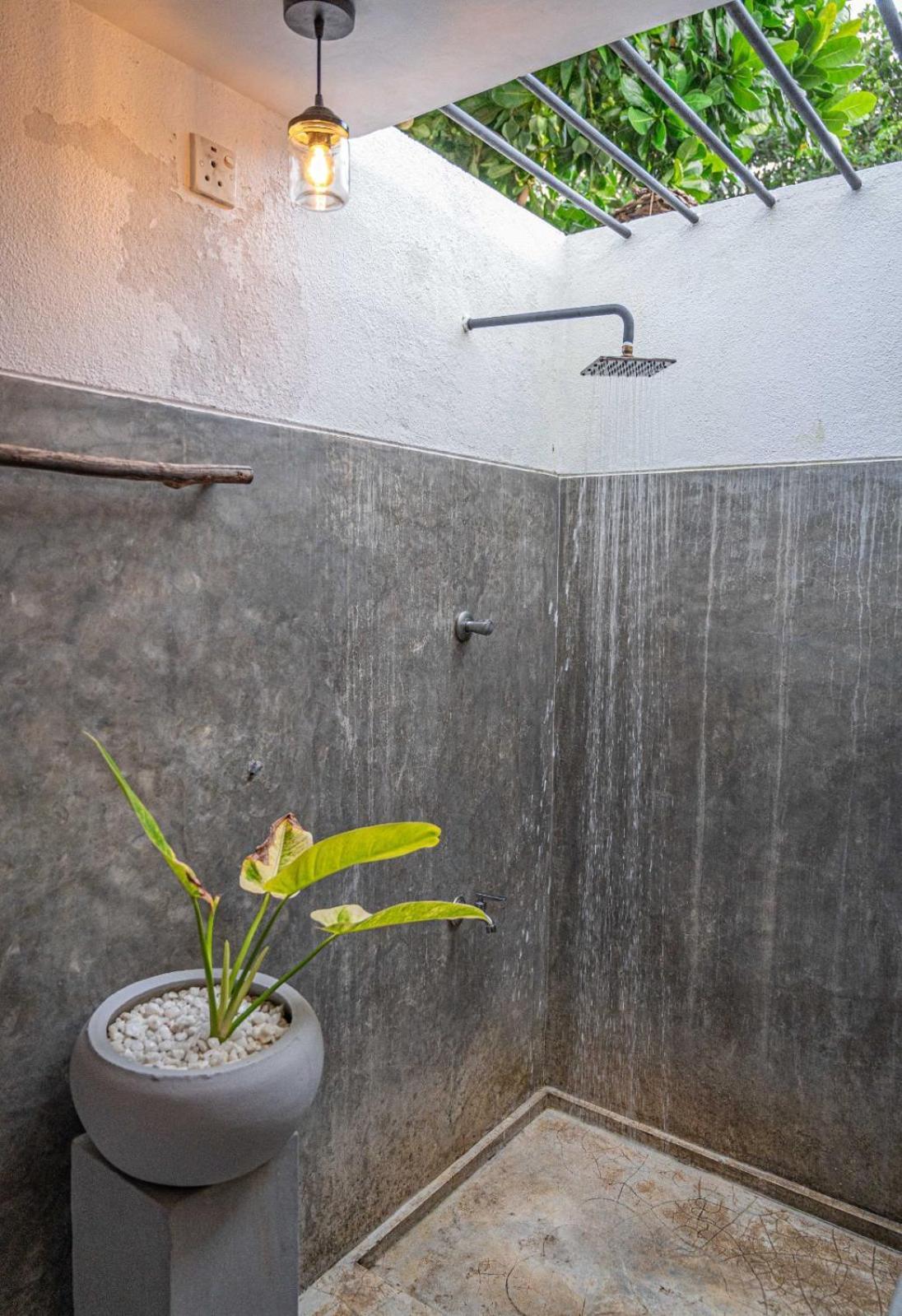 Bed and Breakfast Cosynsurf Matara Exterior foto